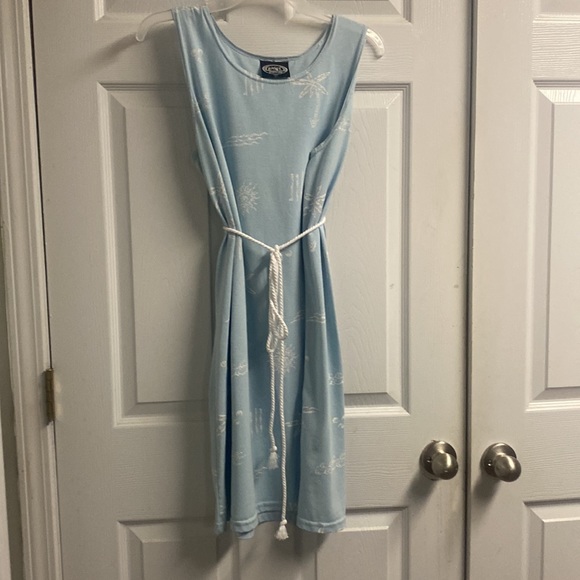 Summer dress - Picture 1 of 3